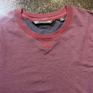 Travis Mathew Sweatshirt Size Medium